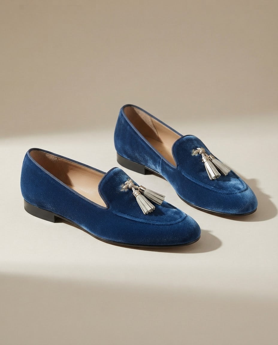 Vittoria | Mocassini in Velluto Blu con Nappine